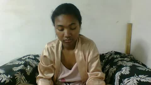 nickiqqyuu online show from July 18, 2026, 7:01 am
