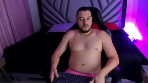 nicola_d_angelo online show from June 24, 2026, 7:24 pm