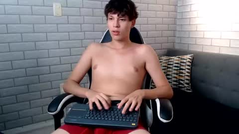Snapshot of nicola_hard chatting on July 11, 2026, 2:58 am Nicola online show from July 11, 2026, 2:58 am