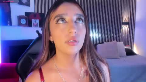 Nicole online show from June 11, 2026, 3:48 am
