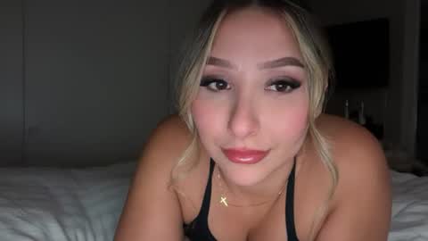nicolelovesyou444 online show from July 8, 2026, 2:16 am