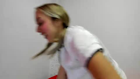 NICOLE online show from July 17, 2026, 2:24 pm