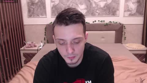 Snapshot of nikolos_vise chatting on January 12, 2025, 4:40 pm Nikolos online show from January 12, 2025, 4:40 pm