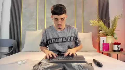 Niko Stone online show from July 15, 2026, 5:12 am