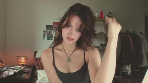 Veronica online show from May 21, 2026, 10:22 am