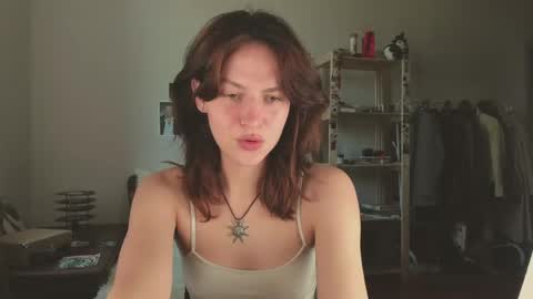 Veronica online show from May 25, 2026, 10:10 am