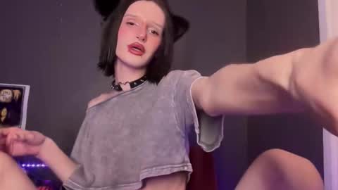 Niky online show from April 28, 2026, 1:04 am