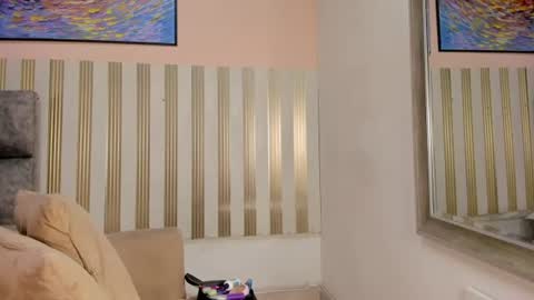 nina_glow_ online show from June 13, 2026, 11:19 am