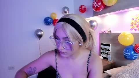 Nina online show from June 25, 2026, 1:48 pm