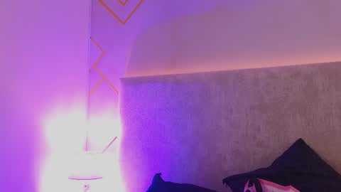 nioki_ online show from July 15, 2026, 12:32 pm