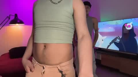 noah_and_steven online show from July 19, 2026, 2:32 pm