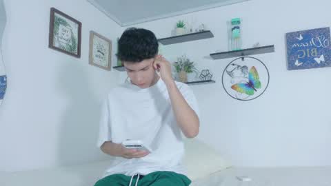 noah tyler  online show from July 8, 2026, 7:51 pm
