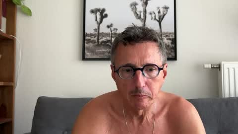 nolo34 online show from July 23, 2026, 12:36 pm