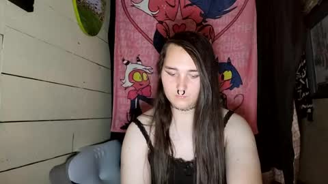nonbinarybeauty20 online show from July 7, 2026, 8:18 am