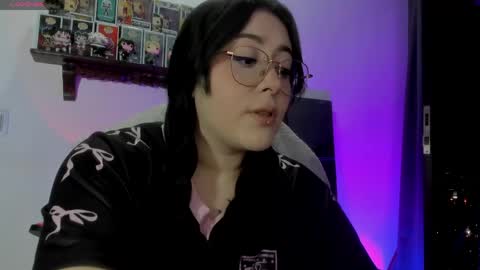 Snapshot of nova_gara chatting on June 3, 2026, 2:03 am s online show from June 3, 2026, 2:03 am