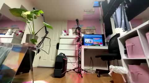nymphomaticbaby online show from February 20, 2026, 1:33 pm