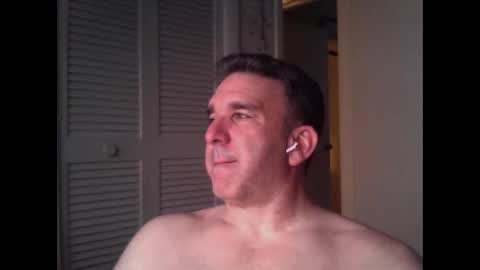 Snapshot of oceanmanx chatting on April 19, 2026, 1:05 am Ocean online show from April 19, 2026, 1:05 am