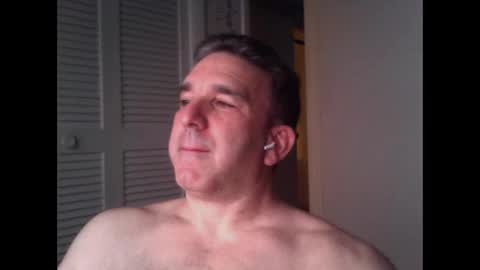 Snapshot of oceanmanx chatting on May 13, 2026, 1:03 am Ocean online show from May 13, 2026, 1:03 am