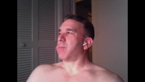 Snapshot of oceanmanx chatting on May 16, 2026, 3:03 am Ocean online show from May 16, 2026, 3:03 am
