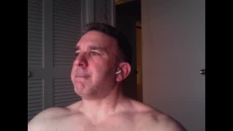 Snapshot of oceanmanx chatting on May 17, 2026, 1:36 am Ocean online show from May 17, 2026, 1:36 am