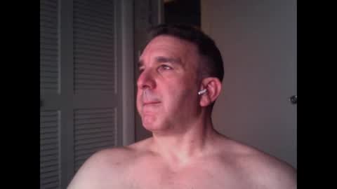 Snapshot of oceanmanx chatting on June 2, 2026, 2:57 am Ocean online show from June 2, 2026, 2:57 am