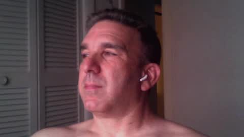 Snapshot of oceanmanx chatting on July 10, 2026, 2:05 am Ocean online show from July 10, 2026, 2:05 am