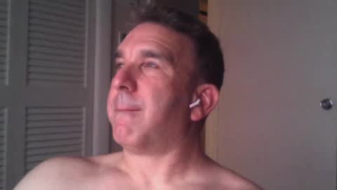 Snapshot of oceanmanx chatting on July 26, 2026, 2:20 am Ocean online show from July 26, 2026, 2:20 am