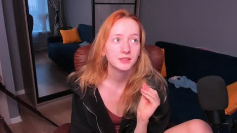 Call me Bee online show from January 29, 2025, 1:17 pm