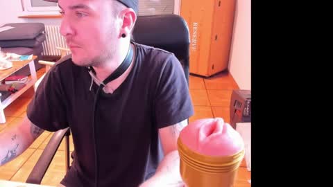 Chris online show from May 19, 2026, 3:29 pm