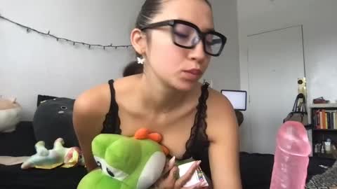 ohmillieevanillie online show from June 27, 2026, 6:46 pm