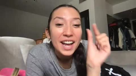 ohmillieevanillie online show from June 29, 2026, 9:26 pm