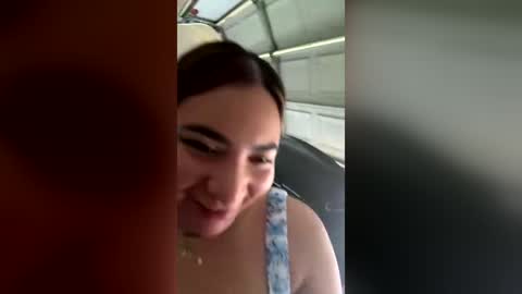ojosferrari online show from July 30, 2026, 8:52 pm