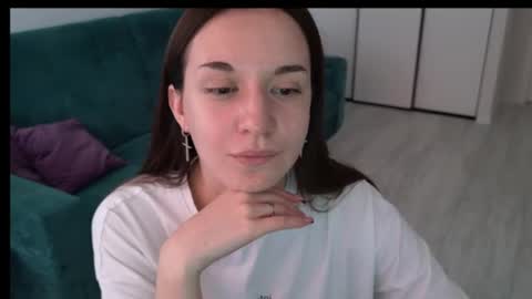 Snapshot of ola_queen chatting on June 27, 2026, 1:06 pm Ola queen online show from June 27, 2026, 1:06 pm