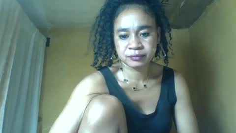 olivia9794 online show from July 12, 2026, 9:28 pm