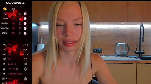 Olivia 3 online show from August 3, 2026, 8:45 pm
