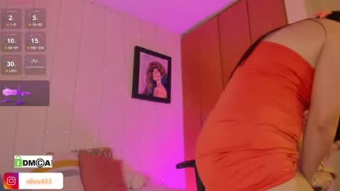 olivia_s19 online show from July 5, 2026, 4:41 am