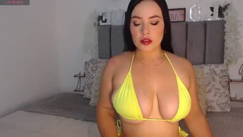 Snapshot of olivia_valentti chatting on July 14, 2026, 1:30 am Olivia online show from July 14, 2026, 1:30 am
