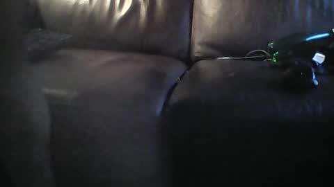olivier_21 online show from July 18, 2026, 8:51 am