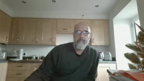 omegaspace666 online show from May 7, 2026, 12:32 pm