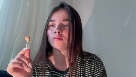 Sophia online show from July 1, 2026, 11:04 pm