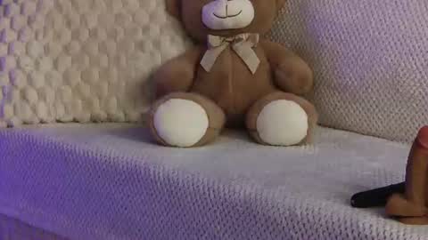 Xandra online show from July 25, 2026, 4:43 am