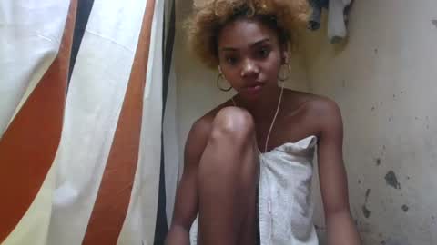 Snapshot of oooosoavizara chatting on June 11, 2026, 7:23 pm oooosoavizara online show from June 11, 2026, 7:23 pm