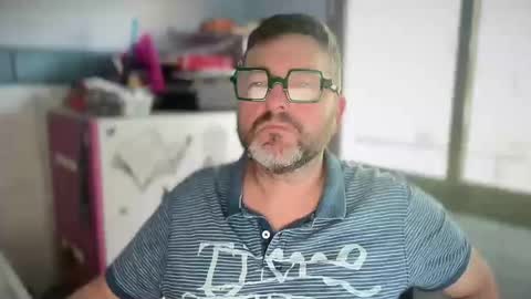 oscarbcncat online show from June 15, 2026, 11:23 am