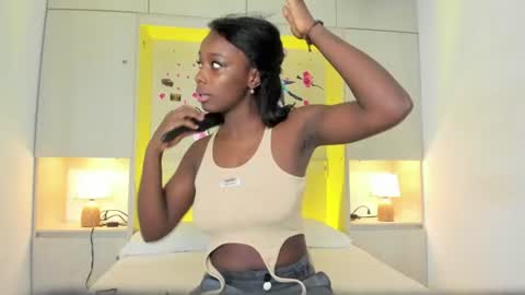 oshun_444 online show from July 24, 2026, 12:25 pm