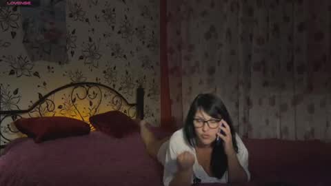OxiXLove online show from June 25, 2026, 8:13 pm