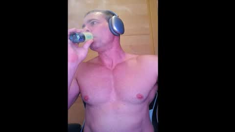 pablodavid15 online show from October 20, 2025, 3:01 pm