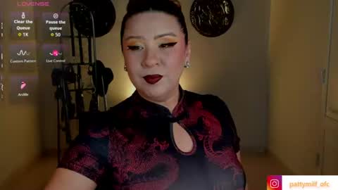 Snapshot of pattymilf_ofc chatting on July 11, 2026, 11:17 pm Patty online show from July 11, 2026, 11:17 pm