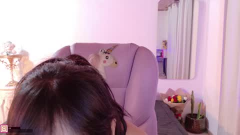 Snapshot of pau_cute chatting on April 20, 2026, 9:27 pm Sofa online show from April 20, 2026, 9:27 pm