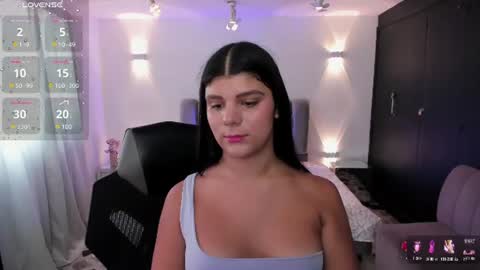 Paulina Belle online show from June 22, 2026, 3:20 pm