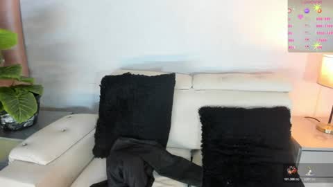 PaulinaSaennz online show from July 6, 2026, 12:13 pm